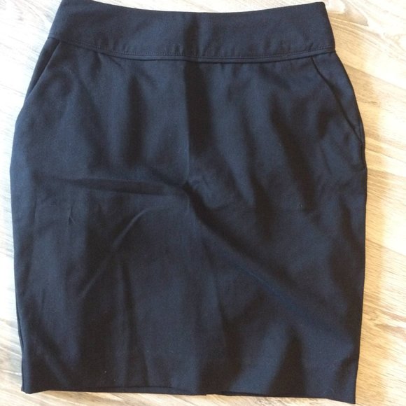 SOLD - Tailored Blazer + Skirt 2 for 1 outfit - Picture 8 of 11